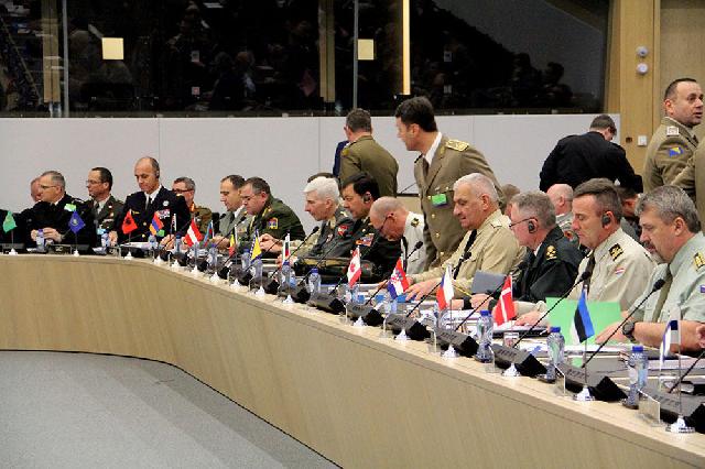 Nəcməddin Sadıkov NATO-nun toplantısında iştirak edib
