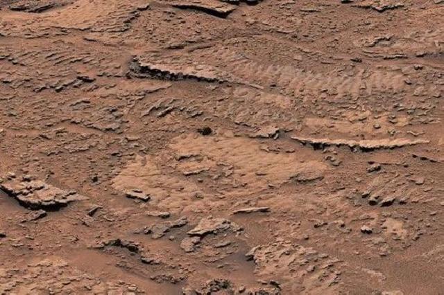 Marsda qədim gölün izləri