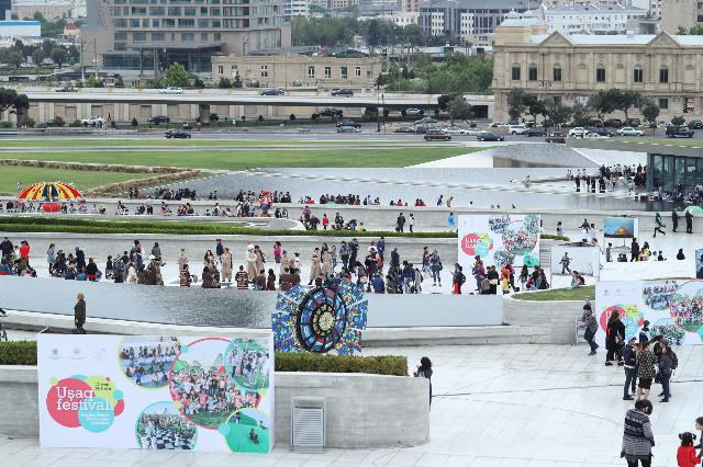 Heydər Əliyev Mərkəzinin parkında “Uşaq festivalı”