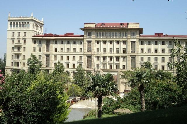 Azərbaycan vətəndaşlarının xarici ali məktəblərdə doktorantura üzrə təhsilinin maliyyələşdirilməsi qaydaları təsdiqlənib