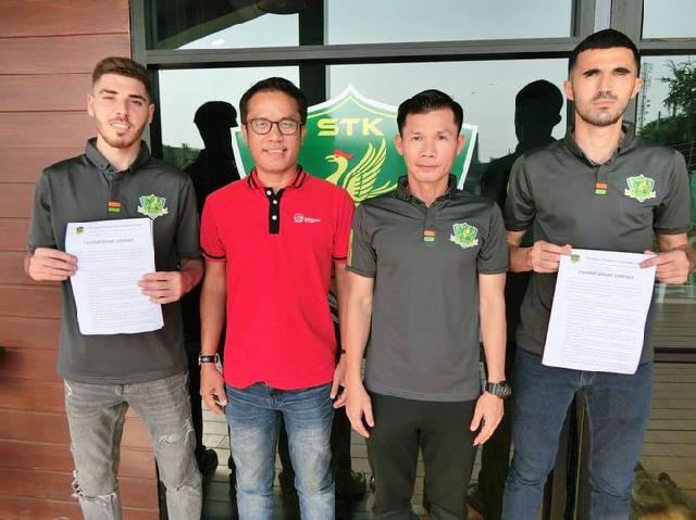 İki futbolçumuz Tailand klubu ilə müqavilə imzalayıb