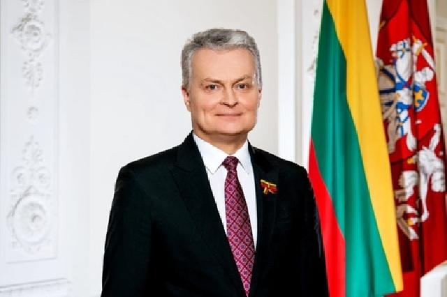 Litva prezidenti Azərbaycanın uğurundan danışdı