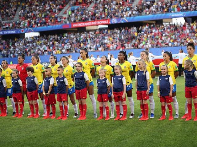Braziliyada qadın futbolçularla bağlı vacib qərar