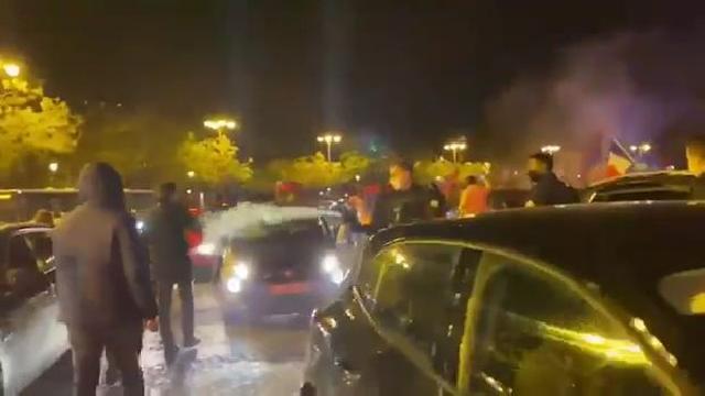 Fransa polisi Parisdə erməniləri bibər qazı ilə dağıtdı - VİDEO
