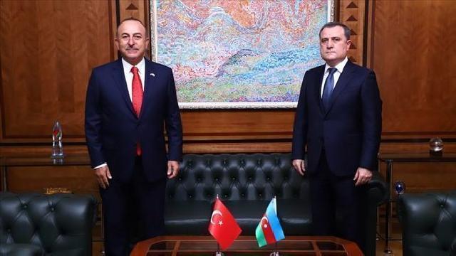 Nazir türkiyəli həmkarını qarşılayıb - VİDEO