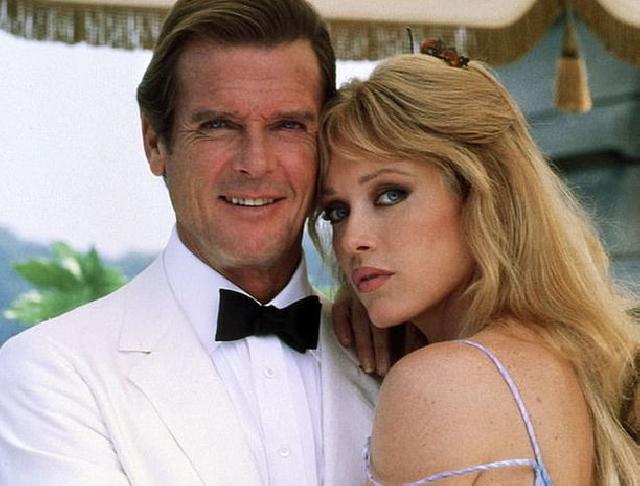 “Bond”un sevgilisi qeyri-adi şəkildə vəfat edib - FOTO