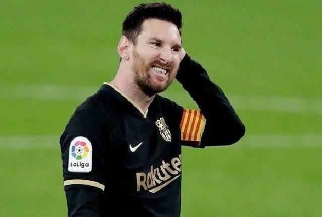 Messi 12 oyunu buraxa bilər