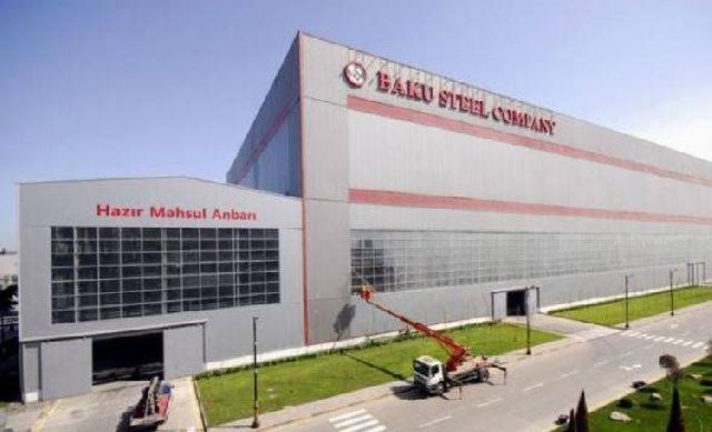 “Baku Steel Company”də kran aşdı