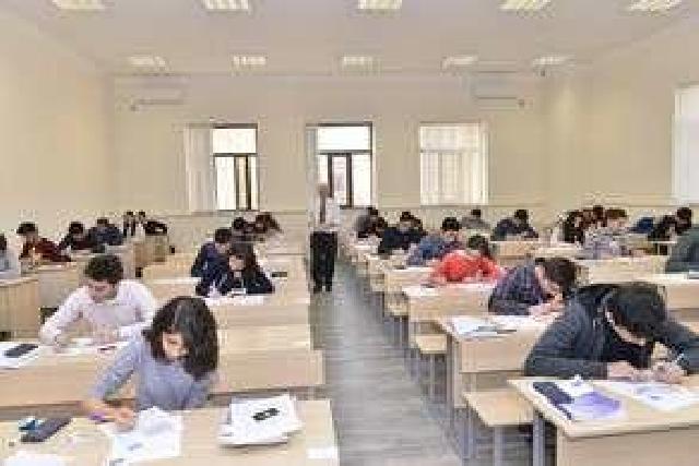 İki məktəbdən universitetə qəbul olmayıb