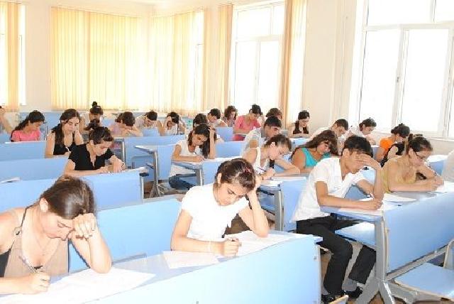 Universitetlərə qəbul imtahanları başlayır