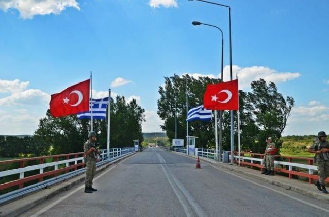 Yunanıstan Türkiyə üçün qapılarını açdı
