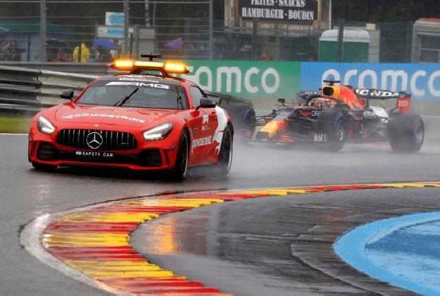 Formula 1 Belçika Qran-prisi yarımçıq dayandırıldı