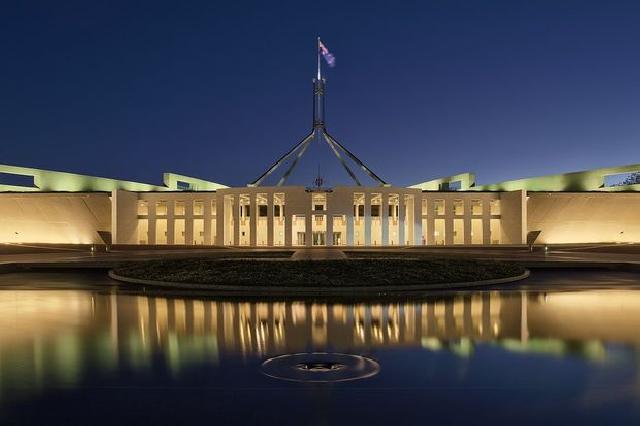 Avstraliya parlamenti BAĞLANDI