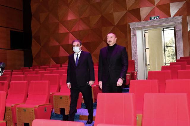Gəncə Dövlət Dram Teatrının yeni binasının açılışında
