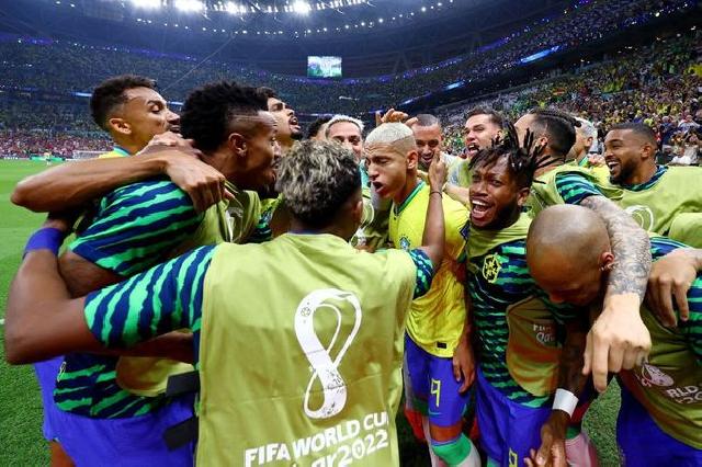 Braziliya millisinin futbolçuları arasında virus yayılıb