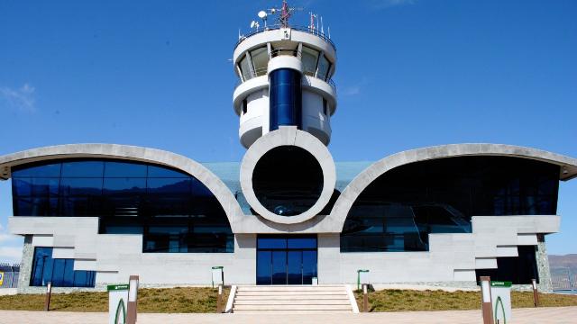 Vardanyan Xocalı aeroportunun açılmasına çalışır
