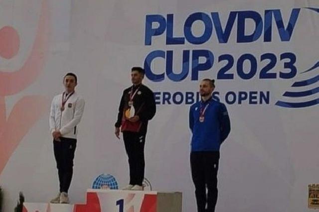 Gimnastları beynəlxalq turnirdə qızıl və gümüş medal qazanıblar